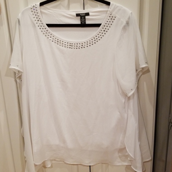 Alfani Woman Top Flowy w Jeweled neckline 2X  C020 - Picture 2 of 5